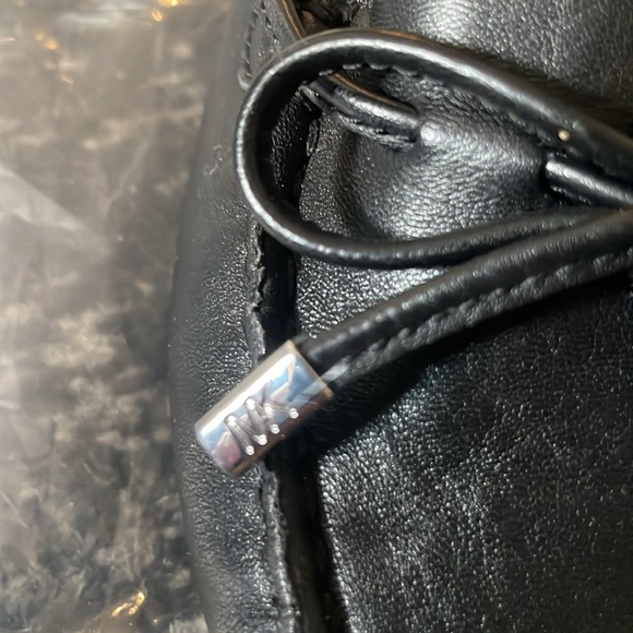 Michael Kors Black Leather Loafers Size 6.5 🖤 - Picture 6 of 6